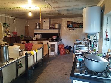 Продажа коттеджей и домов: ПРОДАЁТСЯ ДОМ + ГОТОВЫЙ БИЗНЕС г. Балыкчы Участок: 7 соток Дом со — 2