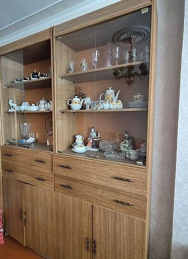 șkaf: İki bölməli vitrinli bufet - Material: taxta kompozit (laminat — 1