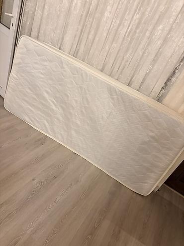 Tək ölçülü döşək - Rəng: ağ, krem tonlarında - Ölçü: tək nəfərlik