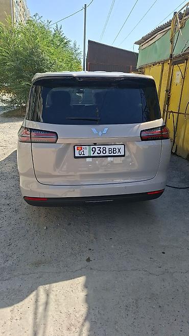 bid e2: Wuling (электромобиль) — компактвэн/минивэн современного дизайна — 1