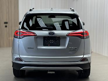 омыватели: Toyota RAV4: 2016 г., 2.5 л, Гибрид, Кроссовер — 4
