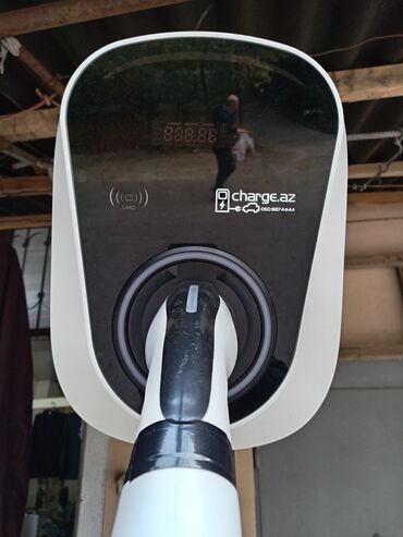 Avtomobil akkumulator zaryadkalari: EV şarj stansiyası – divara quraşdırılan AC şarj cihazı -