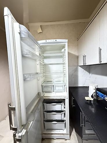 тень для аристон: Холодильник Hotpoint Ariston, двухкамерный, белый. Особенности: - — 2