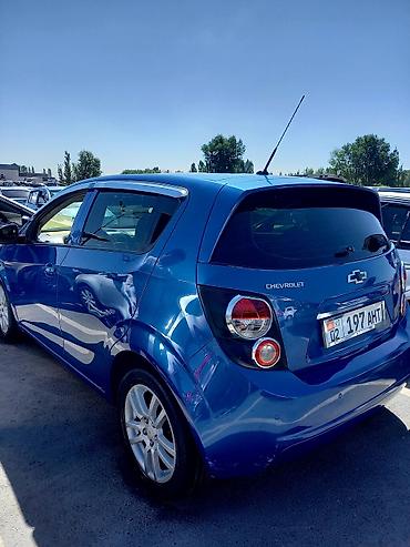 мини электро: Chevrolet Aveo: 2017 г., 1.4 л, Механика, Бензин, Хэтчбэк — 4