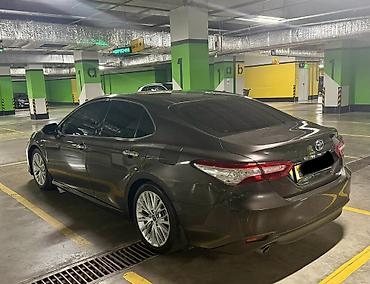 Toyota: Toyota Camry: 2018 г., 2.5 л, Автомат, Гибрид, Седан at lalafo.kg — 4 Toyota: Toyota Camry: 2018 г., 2.5 л, Автомат, Гибрид, Седан — 4