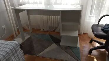 Stolovi: Radni Sto 26 – Moderan i Praktičan Dizajn 🔹 Cena: 💰 Bez fioke: 16.350 — 4