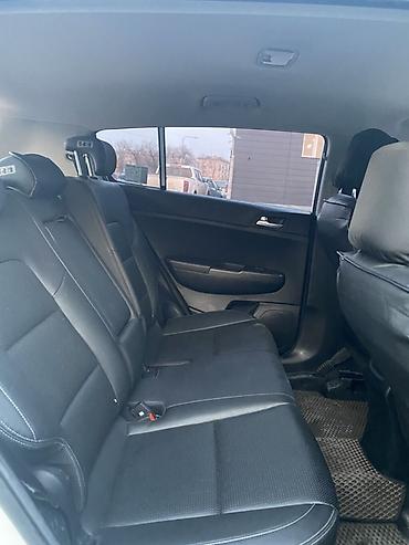 Kia: Kia Sportage: 2019 г., Кроссовер — 12