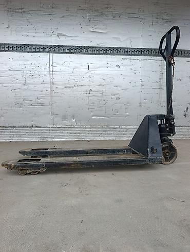 Услуги фуры: Грузоперевозки по г.Бишкек и по регионам КР. 52 куб./длинна — 14