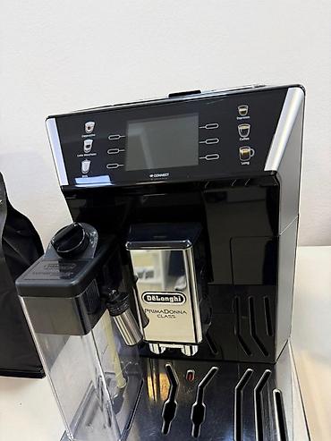 coffee machine: Qəhvədəmləyən Delonghi ECAM 550.55.SB Bütün kateqoriyalar • Ev və bağ — 2