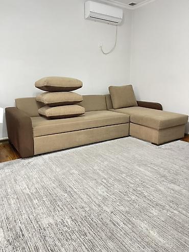 Угловые диваны: Угловой диван, C подушками — 4