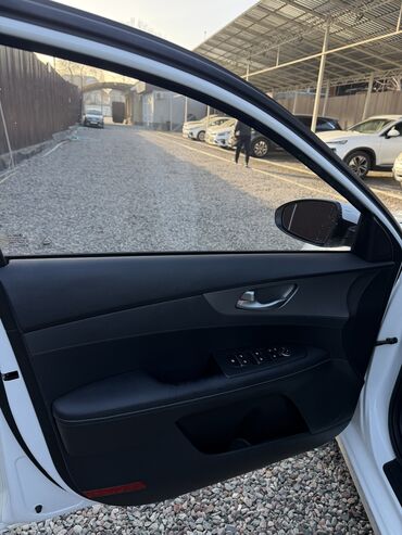 Kia: Kia K3: 2019 г., 1.6 л, Вариатор, Бензин, Седан at lalafo.kg — 28 Kia: Kia K3: 2019 г., 1.6 л, Вариатор, Бензин, Седан — 28