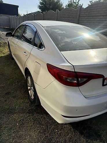 gac aion v plus 2022: Hyundai Sonata: 2015 г., 2 л, Автомат, Газ, Седан — 3