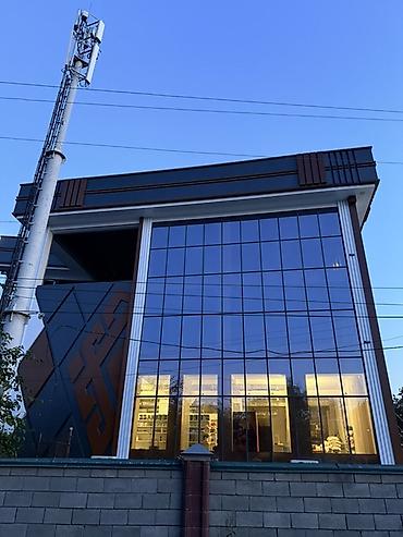 с бизнесом: Аренда коммерческого помещения в современном трехэтажном здании с — 7
