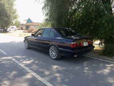 машина россия: BMW 5 series: 1993 г., 2 л, Механика, Бензин, Седан