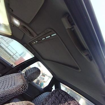 авто заратка: Opel Vectra: 1995 г., Кол менен иштөөчү, Хетчбек — 4