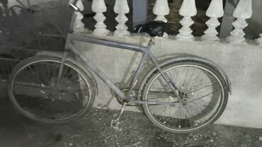 велосипеды 18 дюймов: Şəhər tipli klassik velosiped - Çərçivə: polad, klassik düz borulu