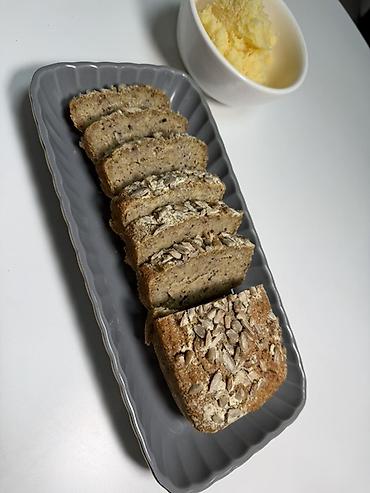 Курьерская доставка: Услуга курьерской доставки по городу через приложение. - Быстрая — 11