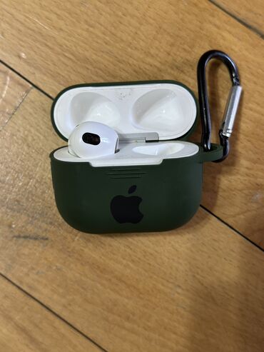 airpods satisi: Airpods 3 sag qulaq itib. Iwlek veziyettdedi ustada olmayib. Qiymet