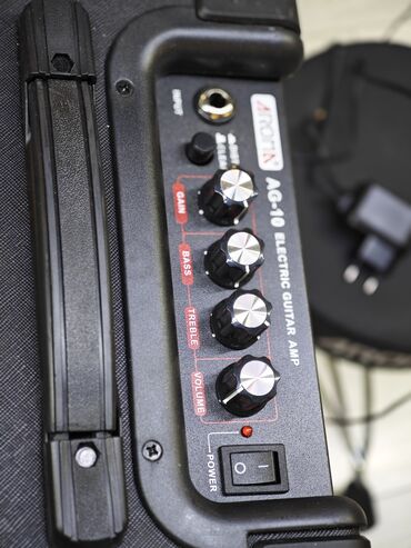 Dinamiklər və kolonkalar: Səsgücləndirici 70 azn den başlayaraq AG-04-70 azn AG-05-70 azn -da lalafo.az — 9 Dinamiklər və kolonkalar: Səsgücləndirici 70 azn den başlayaraq AG-04-70 azn AG-05-70 azn — 9