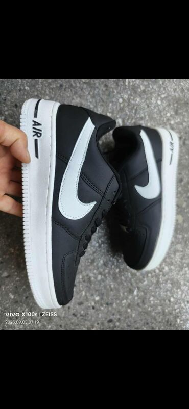 Women's Sneakers and athletic shoes: Patike na lalafo.rs — 3 Women's Sneakers and athletic shoes: Patike — 3