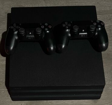 PS4 (Sony Playstation 4): Ps 4 Pro İdeal Vezyetde Yaddas 1 TB yaddasinda 4 Oyun Va MK X Cras 1