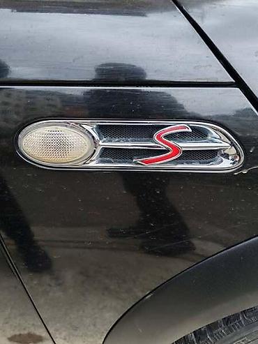 kengur gumice: ZNAK KRILA ZA MINI COOPER S | Prodaju se u paru — 1