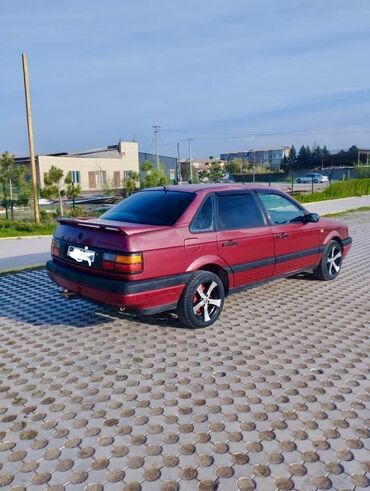 фольксваген минивен: Volkswagen Passat: 1989 г., 1.8 л, Механика, Бензин, Седан