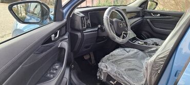 Voyah: Voyah : 2021 г., 1.7 л, Автомат, Электромобиль, Кроссовер — 10