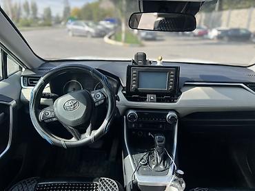 Toyota: Toyota RAV4: 2019 г., 2.5 л, Автомат, Гибрид, Кроссовер — 10