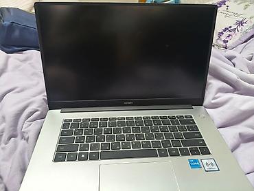 Huawei noutbuk - Model: Huawei (etiketlərdən: Intel Core i3, Huawei