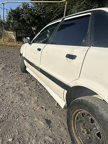 Транспорт: Audi 80: 1990 г., 1.8 л, Механика, Бензин, Седан — 3