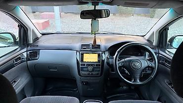 Toyota: Toyota Ipsum: 2002 г., 2.4 л, Автомат, Газ, Минивэн — 8