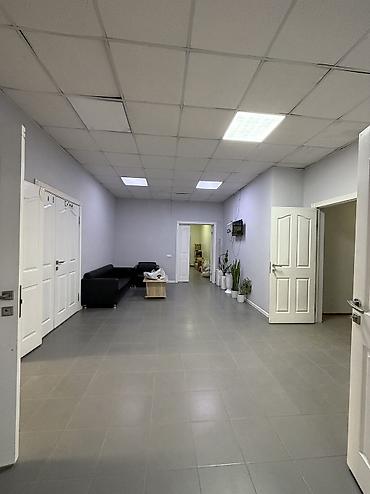 Продажа офисов: Продажа офисов 428 м², С ремонтом, Многоэтажное здание, 1 этаж — 12