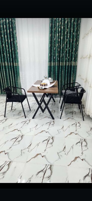 Masa və oturacaq dəstləri: Mətbəx üçün, Yeni, Açılmayan, Dördbucaq masa — 4