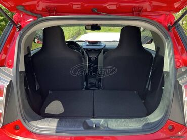 Toyota: Toyota iQ: 1.4 l. | 2010 έ. Χάτσμπακ — 17