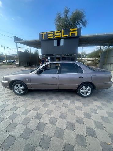 Унаа сатуу: Toyota Camry: 1996 г., 3 л, Кол менен иштөөчү, Бензин, Седан — 5