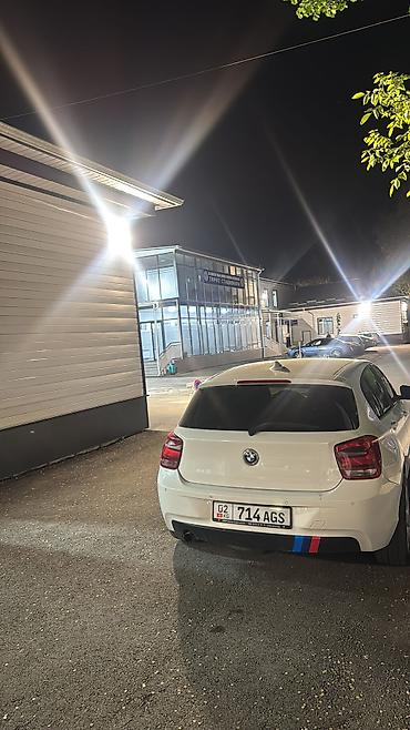 sprinter bazar: BMW 1 series: 2013 г., 1.6 л, Механика, Бензин, Хэтчбэк — 8