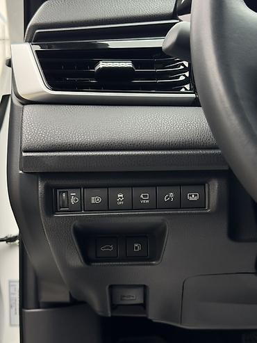 Продажа авто: Toyota Camry: 2025 г., 2.5 л, Автомат, Гибрид, Седан — 10