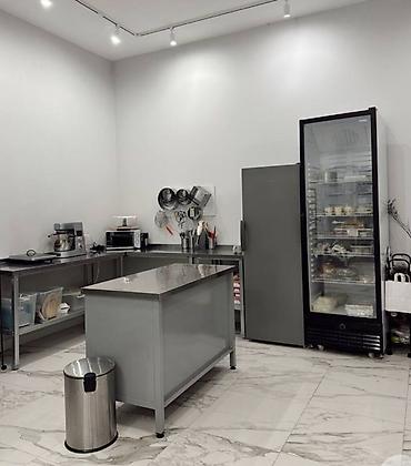 Бизнес үчүн жабдуулар: 20м²,30м²,40м² арендага керек кондитер азыктарыны жана выпичка — 1