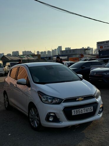 машины токмок: Chevrolet Spark: 2017 г., 1 л, Автомат, Бензин, Хетчбек