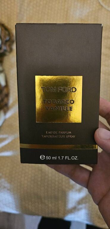 yag etirlerin hazirlanmasi: Tom Ford Tobacco Vanille. Dubay versiya. Bir damcı istifade olunub