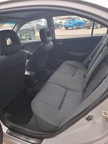 Унаа сатуу: Toyota Avensis: 2002 г., 1.8 л, Кол менен иштөөчү, Бензин, Седан — 8