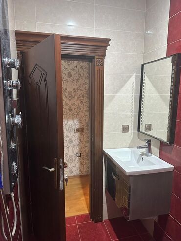 Uzunmüddətli kirayə mənzillər: Kirayə mənzil veril. Unvan Nerimanov Tehsil nazirliyinin yanı. 19 — 1