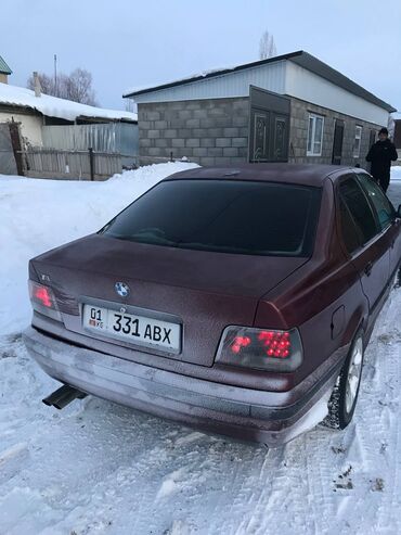 BMW: BMW 3 series: 1992 г., 1.8 л, Механика, Бензин