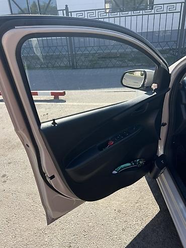 buick gl8: Chevrolet Spark: 2018 г., Автомат, Бензин, Хэтчбэк — 5
