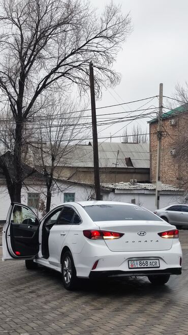 Hyundai: Hyundai Sonata: 2018 г., 2 л, Автомат, Газ, Седан — 10
