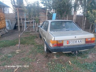 Audi: Audi 80: 1988 г., 1.8 л, Механика, Бензин, Седан