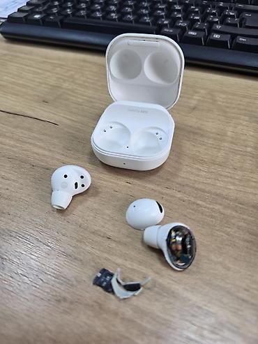 anker qulaqliq: Samsung Galaxy Buds2 (modell: SM-R177) – “Sound by AKG” simsiz — 6