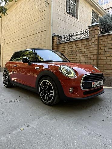 byd e3: Mini Cooper: 2019 г., 1.5 л, Автомат, Бензин, Купе — 1