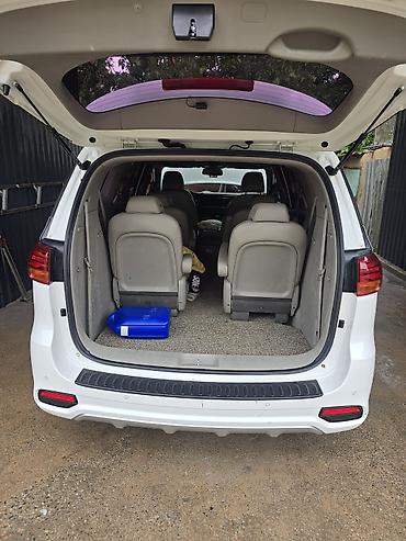 Kia: Kia Carnival: 2019 г., Минивэн — 3